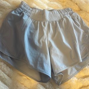 4 inch low rise size 4 chambray hotty hots